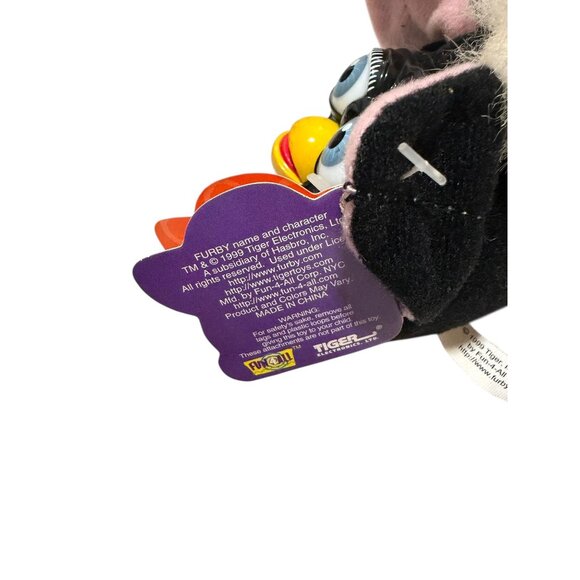 Vtg 1999 Tiger Electronic Talking Furby Mini Clip-on Keychain Black White Works - Picture 3 of 7